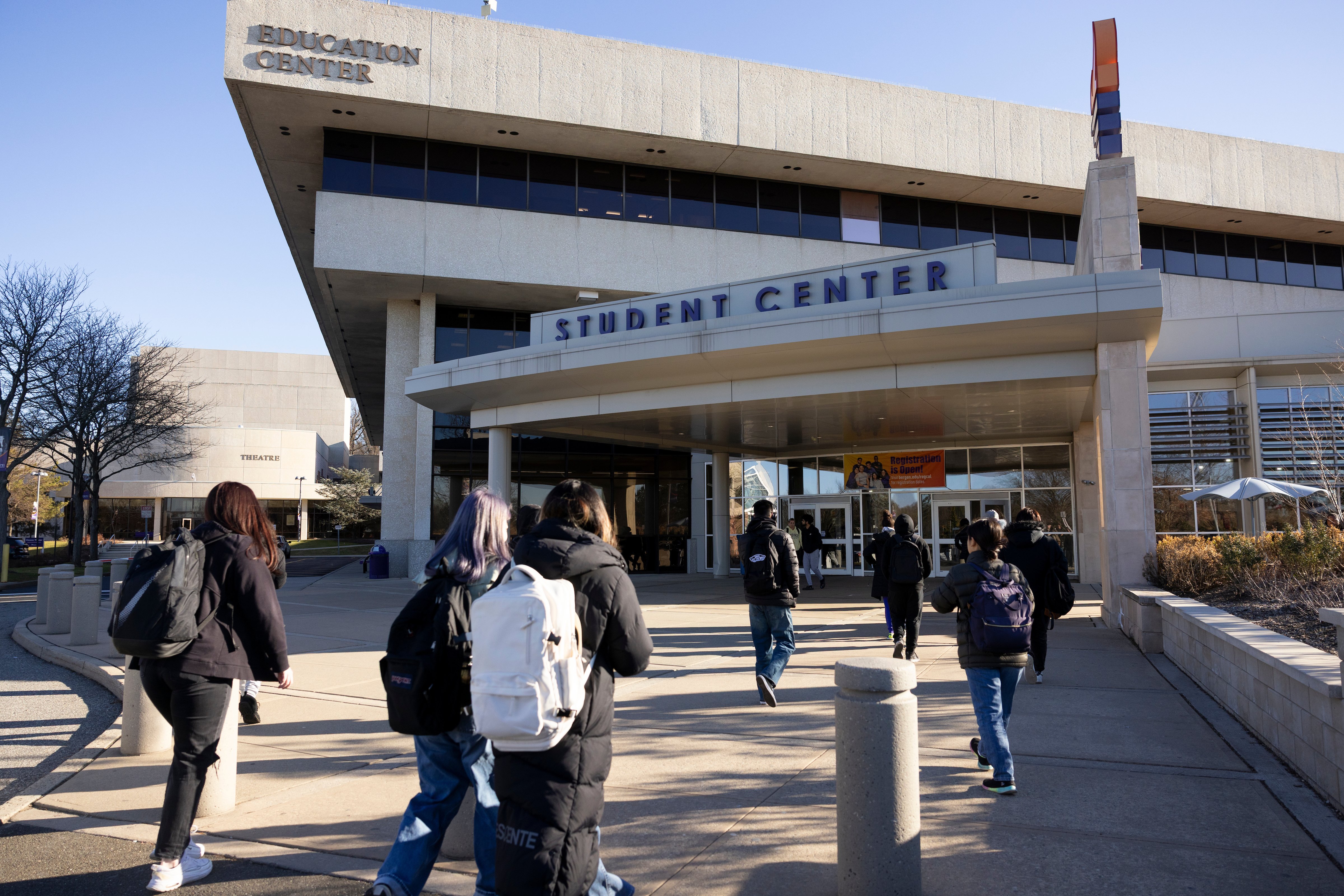 CompleteCollegeAmerica_B003